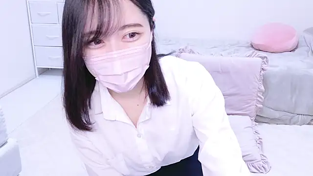 Snapshot of Yurie_ chatting on February 2, 2025, 2:17 am Yurie online show from February 2, 2025, 2:17 am