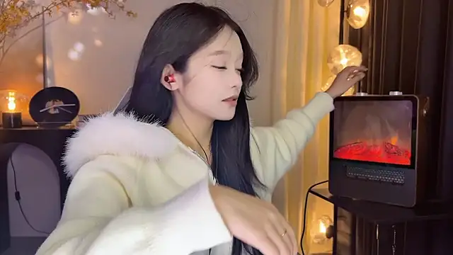 Snapshot of xiaodaibabyy chatting on December 21, 2024, 12:59 pm xiaodaibabyy online show from December 21, 2024, 12:59 pm