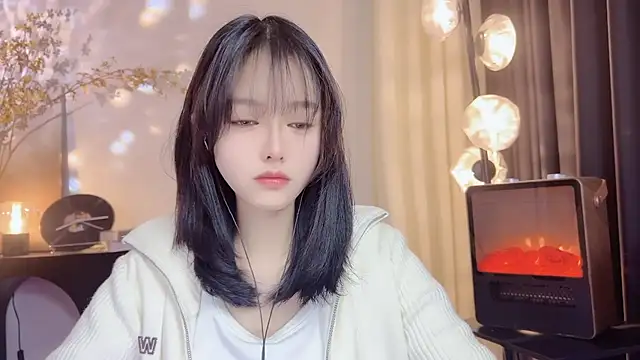 Snapshot of xiaodaibabyy chatting on December 27, 2024, 6:35 am xiaodaibabyy online show from December 27, 2024, 6:35 am
