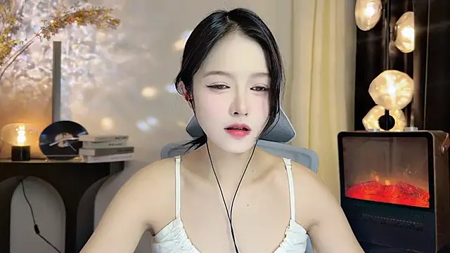 Snapshot of xiaodaibabyy chatting on February 22, 2025, 1:24 pm xiaodaibabyy online show from February 22, 2025, 1:24 pm
