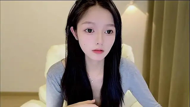 xiaodaibabyy online show from October 26, 2025, 7:25 am