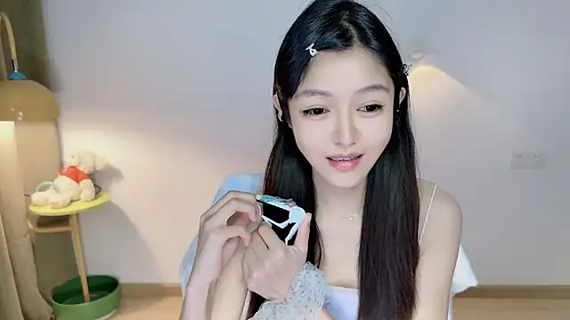 xiaodaibabyy online show from July 11, 2026, 1:14 pm