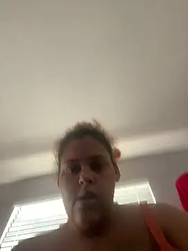 juicybooty cherri2 online show from January 13, 2025, 7:31 pm