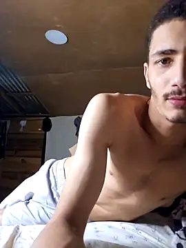 jose5320 20 online show from October 10, 2025, 1:48 am