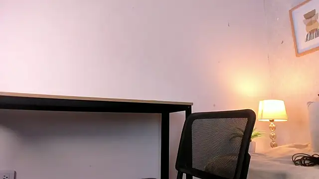 Caroline dh online show from April 6, 2026, 11:33 am