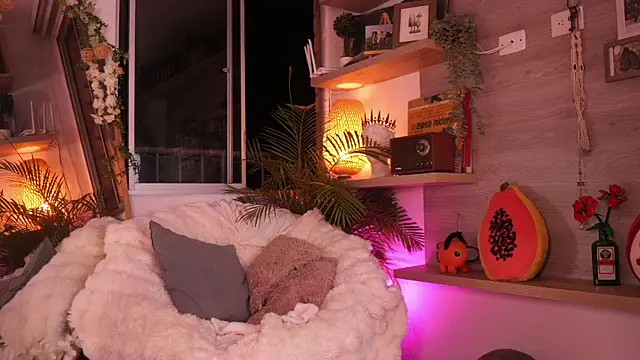 Dear Morgan online show from December 18, 2025, 1:22 am