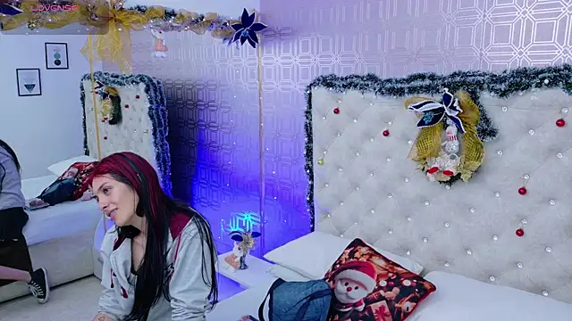 Derieri D online show from December 18, 2025, 8:04 pm