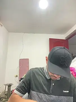 Jestebanano online show from January 17, 2026, 12:43 pm