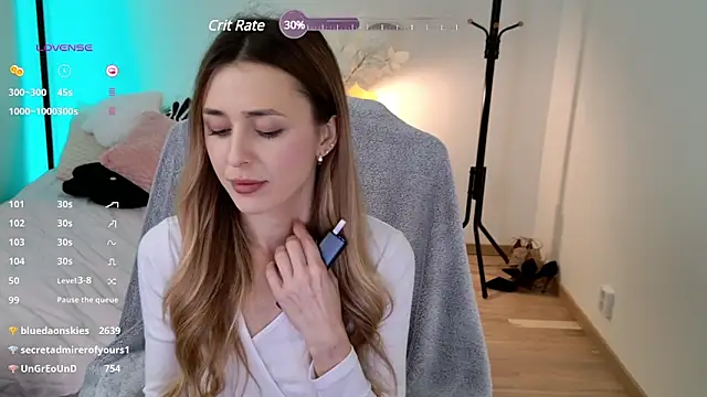 Sophie Enzo online show from January 8, 2025, 2:35 am