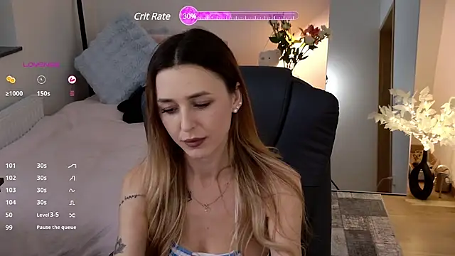 Sophie Enzo online show from March 16, 2025, 10:20 pm