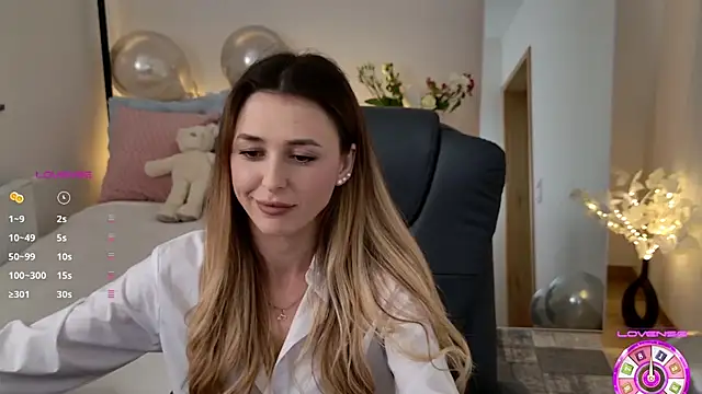 Sophie Enzo online show from March 20, 2025, 9:13 pm