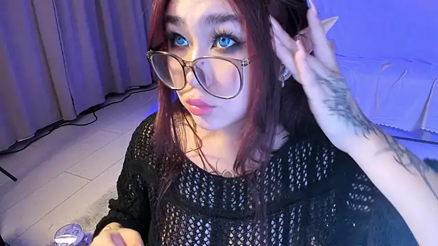 Yuriko May online show from January 6, 2025, 4:13 pm