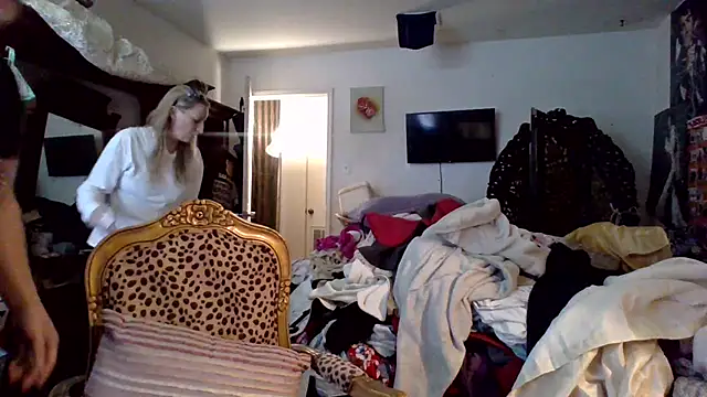 Snapshot of sophiarica chatting on March 16, 2026, 6:45 pm sophiarica online show from March 16, 2026, 6:45 pm