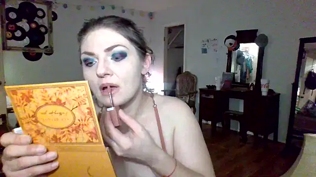 sophiarica online show from May 7, 2026, 2:17 am