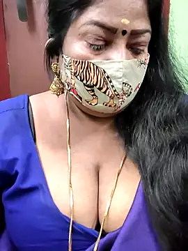 Snapshot of maniisha chatting on December 5, 2024, 8:55 pm maniisha online show from December 5, 2024, 8:55 pm