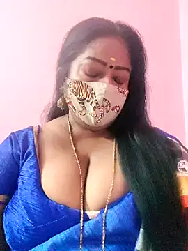 Snapshot of maniisha chatting on February 17, 2025, 7:21 pm maniisha online show from February 17, 2025, 7:21 pm