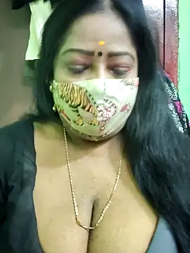 Snapshot of maniisha chatting on September 18, 2025, 8:11 pm maniisha online show from September 18, 2025, 8:11 pm
