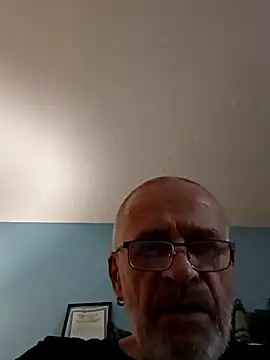 Snapshot of geilerschwanz64 chatting on January 17, 2025, 12:53 am geilerschwanz64 online show from January 17, 2025, 12:53 am