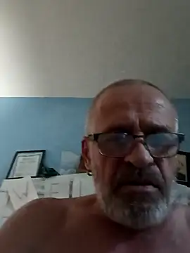 Snapshot of geilerschwanz64 chatting on January 22, 2025, 6:20 am geilerschwanz64 online show from January 22, 2025, 6:20 am