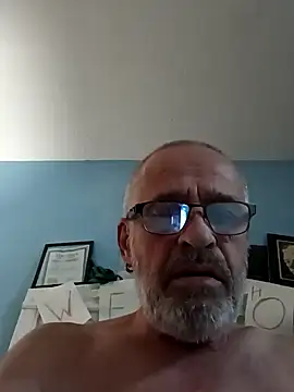 Snapshot of geilerschwanz64 chatting on January 23, 2025, 3:05 am geilerschwanz64 online show from January 23, 2025, 3:05 am