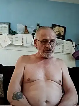 Snapshot of geilerschwanz64 chatting on January 30, 2025, 9:47 am geilerschwanz64 online show from January 30, 2025, 9:47 am