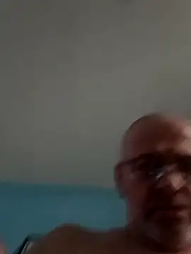 Snapshot of geilerschwanz64 chatting on January 30, 2025, 5:17 pm geilerschwanz64 online show from January 30, 2025, 5:17 pm