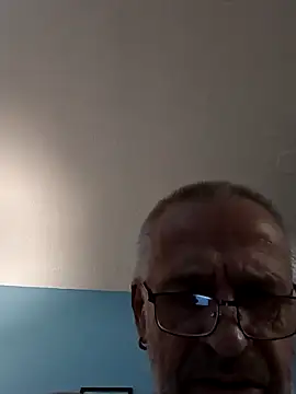 Snapshot of geilerschwanz64 chatting on February 25, 2025, 6:25 am geilerschwanz64 online show from February 25, 2025, 6:25 am