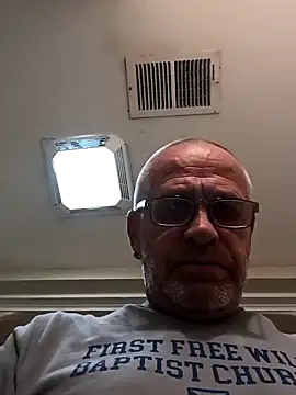 Snapshot of geilerschwanz64 chatting on February 28, 2025, 3:37 pm geilerschwanz64 online show from February 28, 2025, 3:37 pm