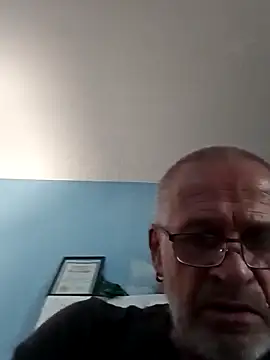 Snapshot of geilerschwanz64 chatting on March 13, 2025, 6:37 am geilerschwanz64 online show from March 13, 2025, 6:37 am