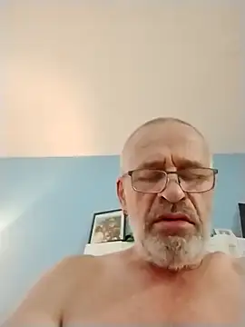 Snapshot of geilerschwanz64 chatting on November 19, 2025, 5:02 pm geilerschwanz64 online show from November 19, 2025, 5:02 pm