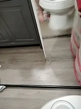 Snapshot of geilerschwanz64 chatting on November 29, 2025, 12:24 am geilerschwanz64 online show from November 29, 2025, 12:24 am