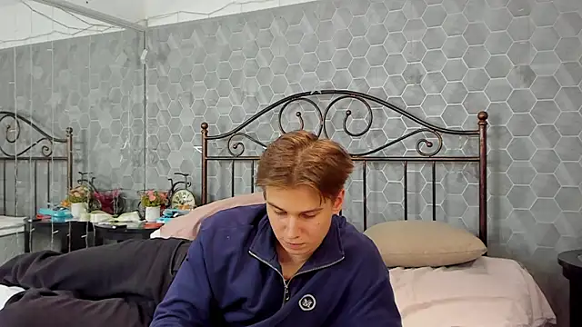 Snapshot of Marcus_Swampov chatting on December 9, 2024, 5:19 pm Marcus Swampov online show from December 9, 2024, 5:19 pm