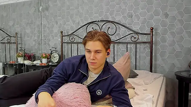 Snapshot of Marcus_Swampov chatting on December 13, 2024, 11:55 am Marcus Swampov online show from December 13, 2024, 11:55 am