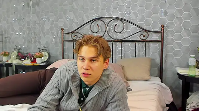 Snapshot of Marcus_Swampov chatting on December 29, 2024, 11:39 pm Marcus Swampov online show from December 29, 2024, 11:39 pm