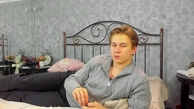 Snapshot of Marcus_Swampov chatting on January 17, 2025, 8:11 pm Marcus Swampov online show from January 17, 2025, 8:11 pm