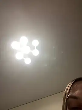 Janet Welder online show from March 23, 2025, 12:36 am