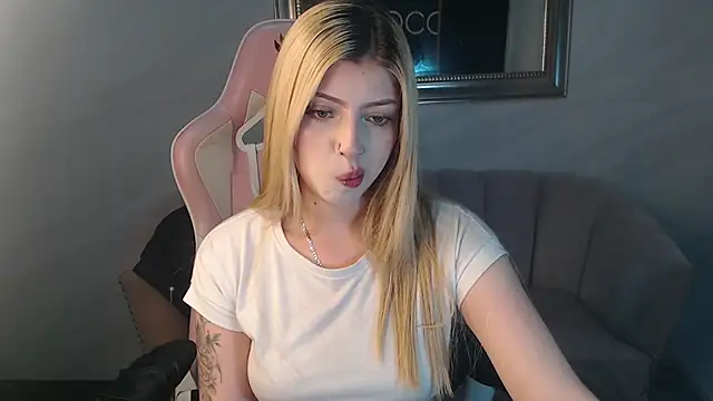 Kitty fox b online show from January 14, 2025, 6:49 pm