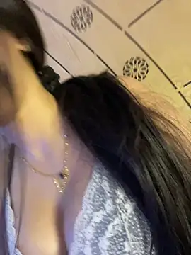 Snapshot of sexy_kaaylie chatting on January 17, 2025, 1:36 am sexy kaaylie online show from January 17, 2025, 1:36 am