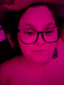 Snapshot of Tallulah-mae-xoxox chatting on March 30, 2026, 12:00 am Tallulah-mae-xoxox online show from March 30, 2026, 12:00 am