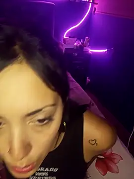 Snapshot of shishiii_11 chatting on March 4, 2025, 4:38 am shishiii 11 online show from March 4, 2025, 4:38 am