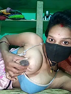 Snapshot of Hoty_girl_143 chatting on February 19, 2026, 7:54 pm Hoty girl 143 online show from February 19, 2026, 7:54 pm