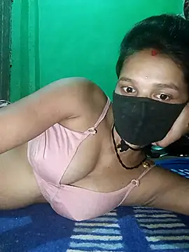 Hoty girl 143 online show from April 17, 2026, 1:30 am