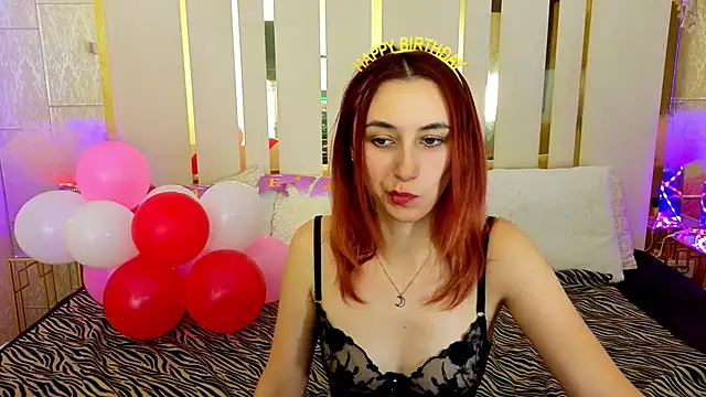 Roxy Rayy online show from October 6, 2025, 11:07 am