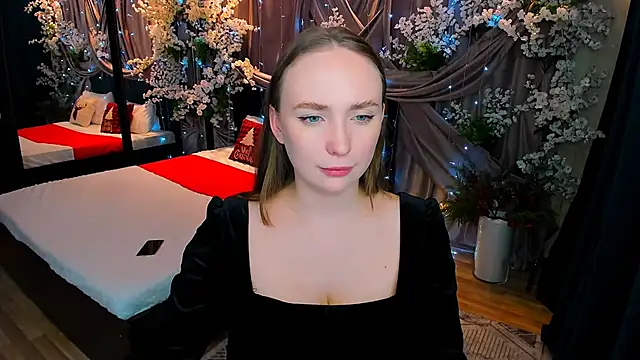 Snapshot of TrueReincarnation chatting on January 12, 2025, 5:11 pm TrueReincarnation online show from January 12, 2025, 5:11 pm