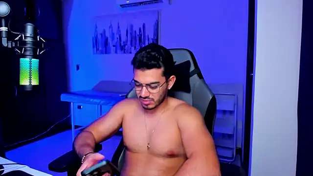 BrunoD31 online show from October 18, 2025, 4:37 am