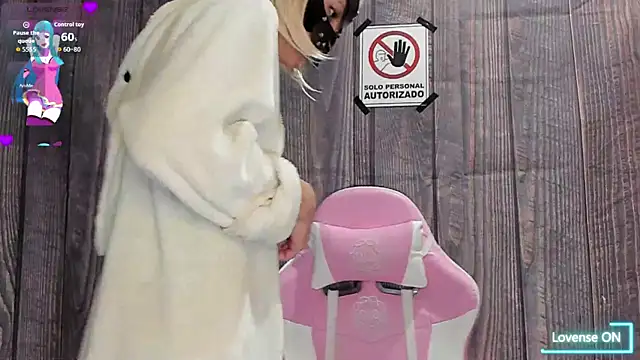 incubo-succubus online show from November 11, 2025, 6:13 am