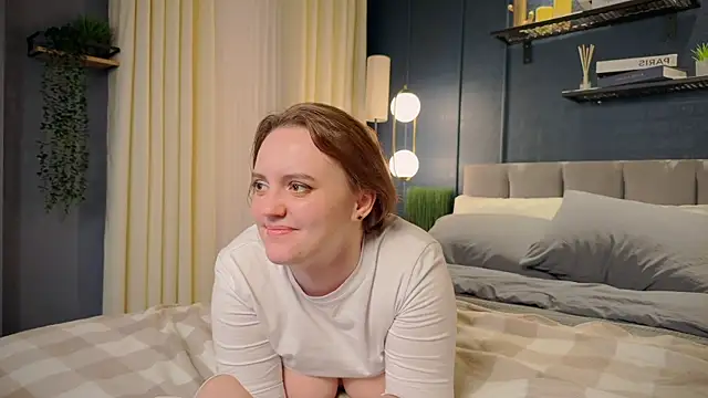 Lella Ryann  online show from January 17, 2025, 11:18 pm