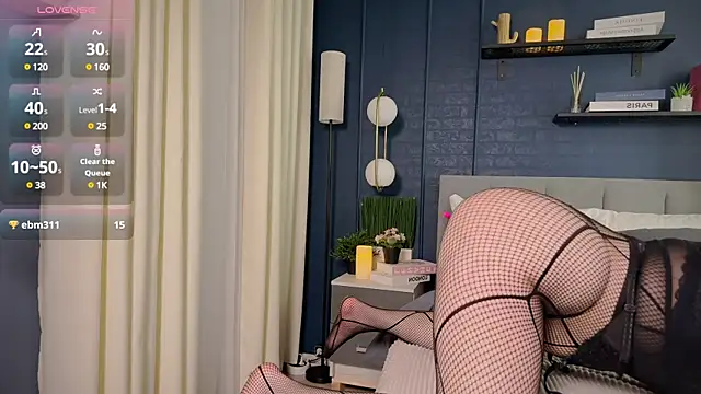 Lella Ryann  online show from March 7, 2025, 6:43 pm