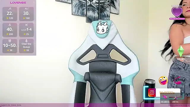 missycanoo online show from November 5, 2025, 2:28 pm