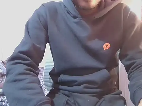 KissesBoyAD online show from November 27, 2025, 4:53 pm